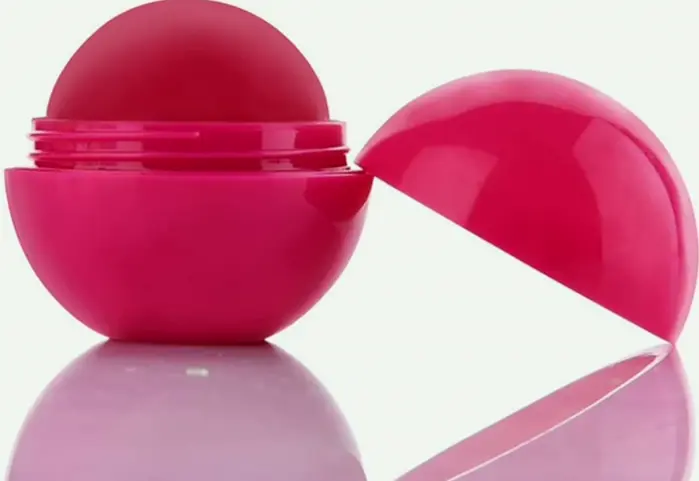 Organic Hydrating Lip Balm Silky Ball Restorative (Strawberry)